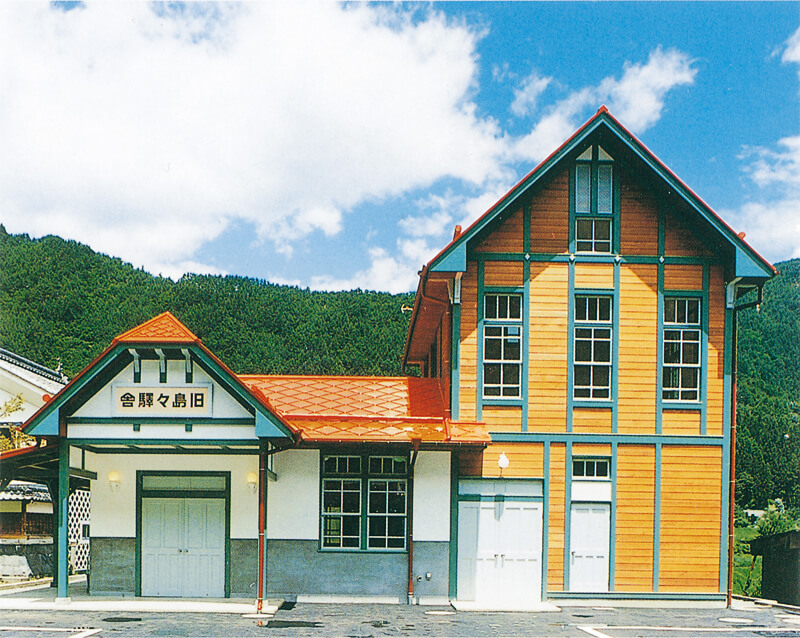 旧島々駅舎